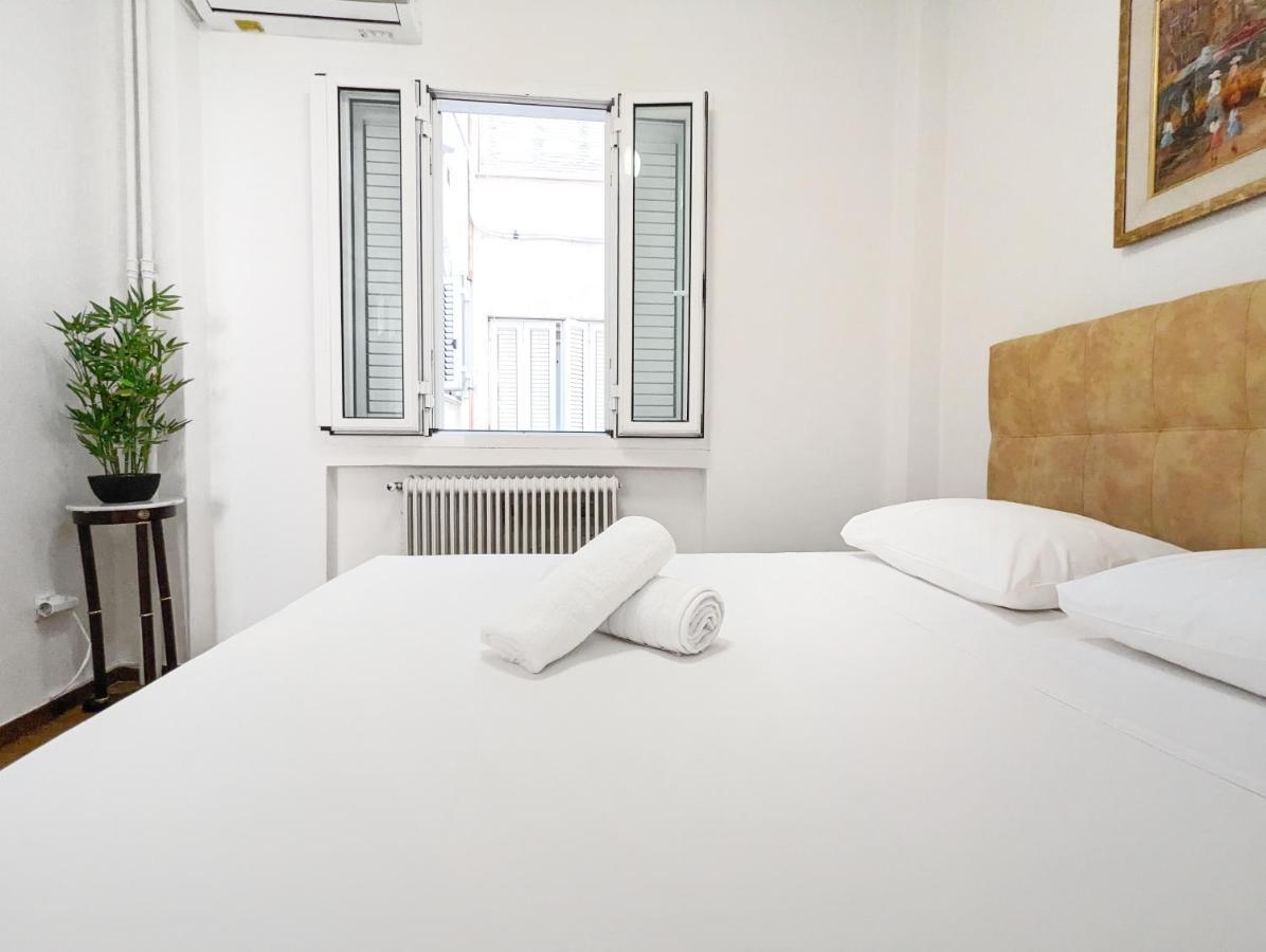 Victroria Grand Palace Apartment Athen Eksteriør bilde